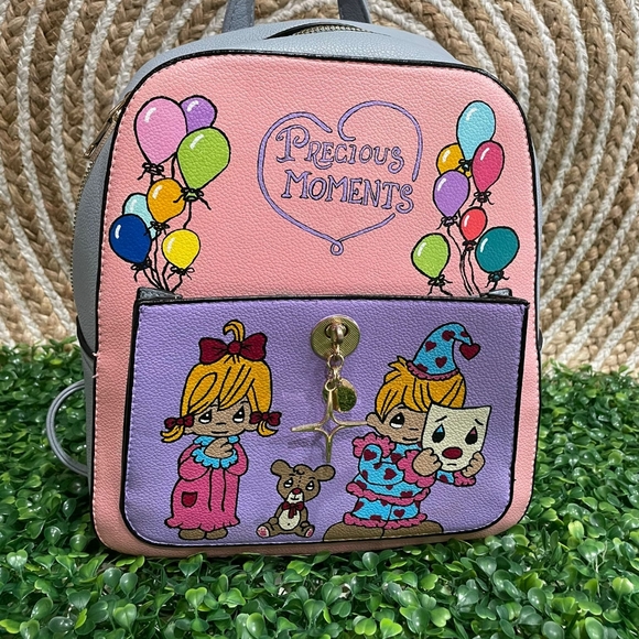 Ladies backpack 🎒 - Picture 2 of 2